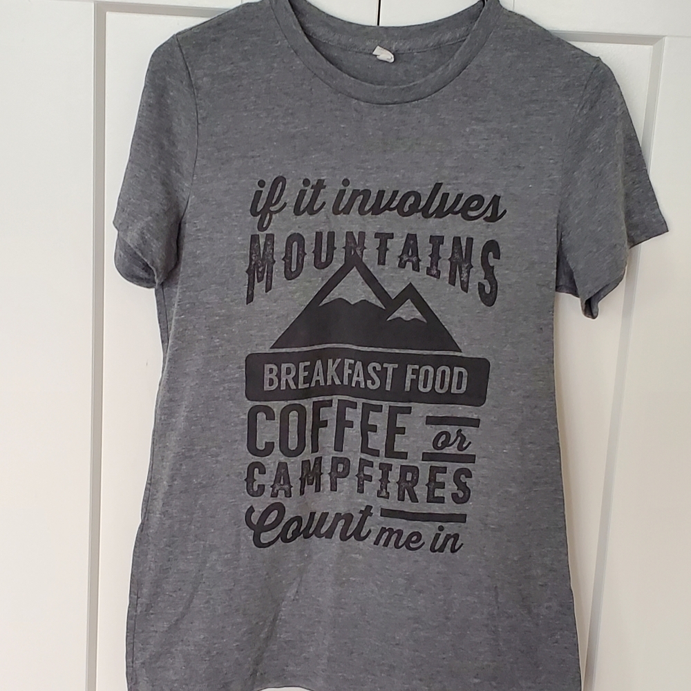 Favorite Bella canvas mountain tee